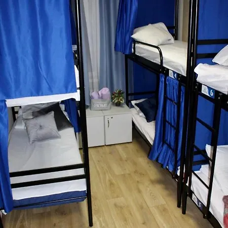 Hostel Ukrhousing *